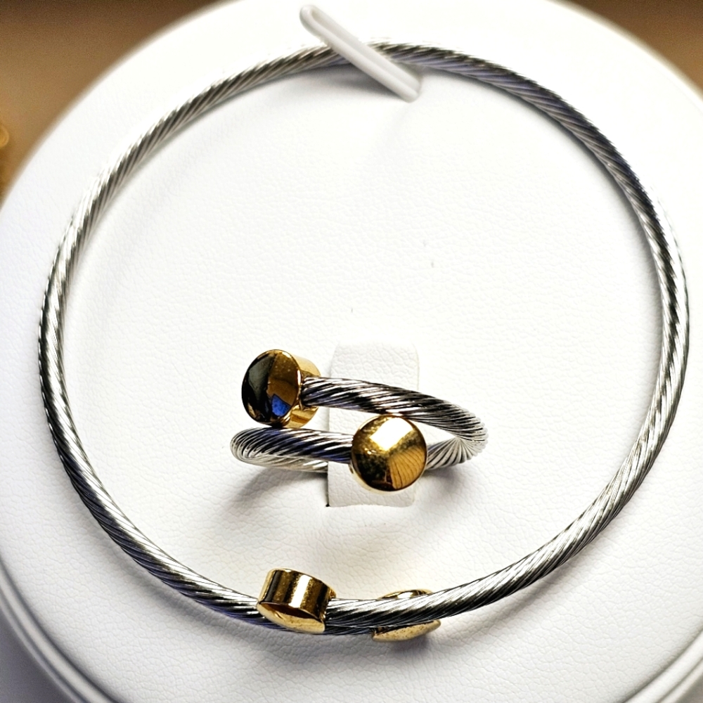 Bangle and Ring set - Picture 2 of 2